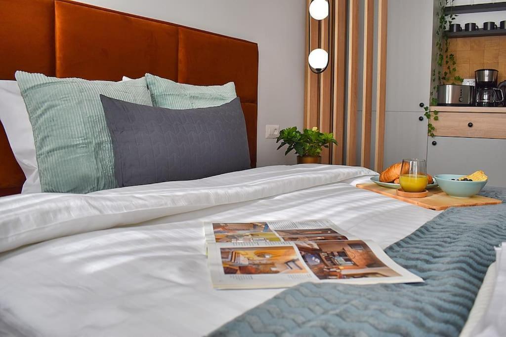 Mysa Modern * Near Cismigiu Park * Netflix Appartement *